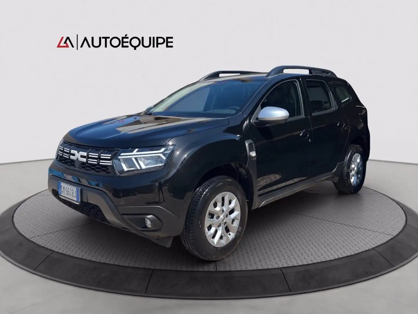 Dacia Duster 1.5 blue dci Comfort 4x2 115cv Fekete - 1