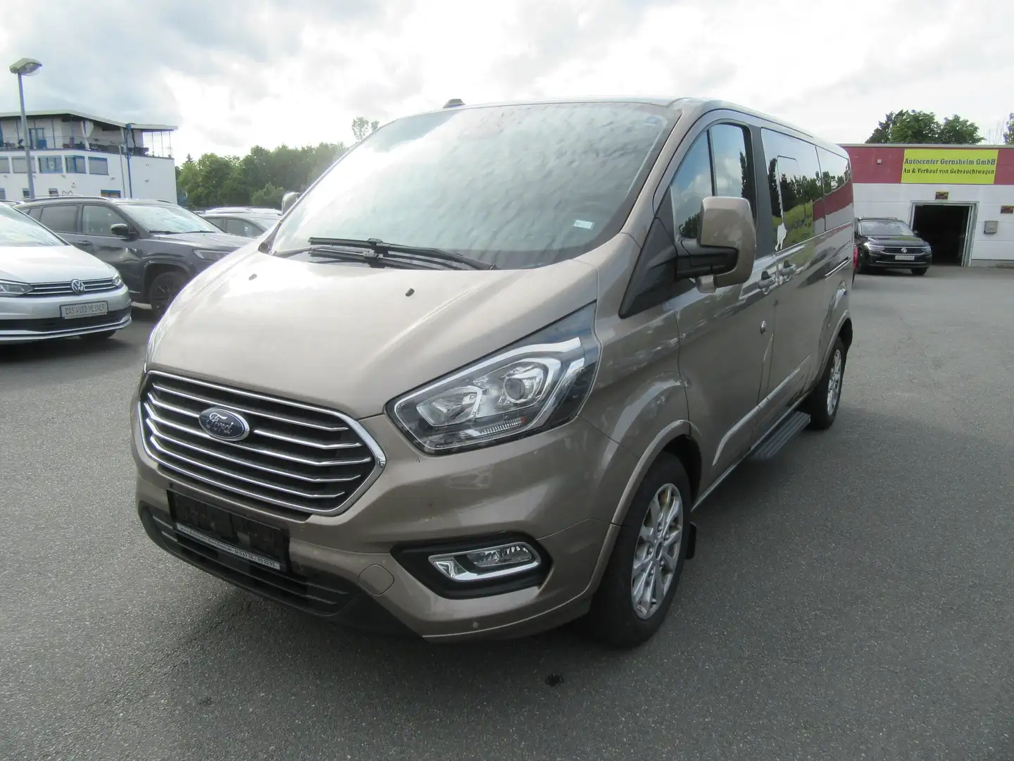 Ford Tourneo Custom 320 L2 Tourneo Titanium X Grau - 1