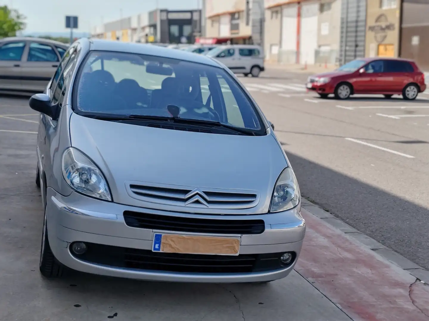 Citroen Xsara Picasso 1.6HDi LX Plus - 1