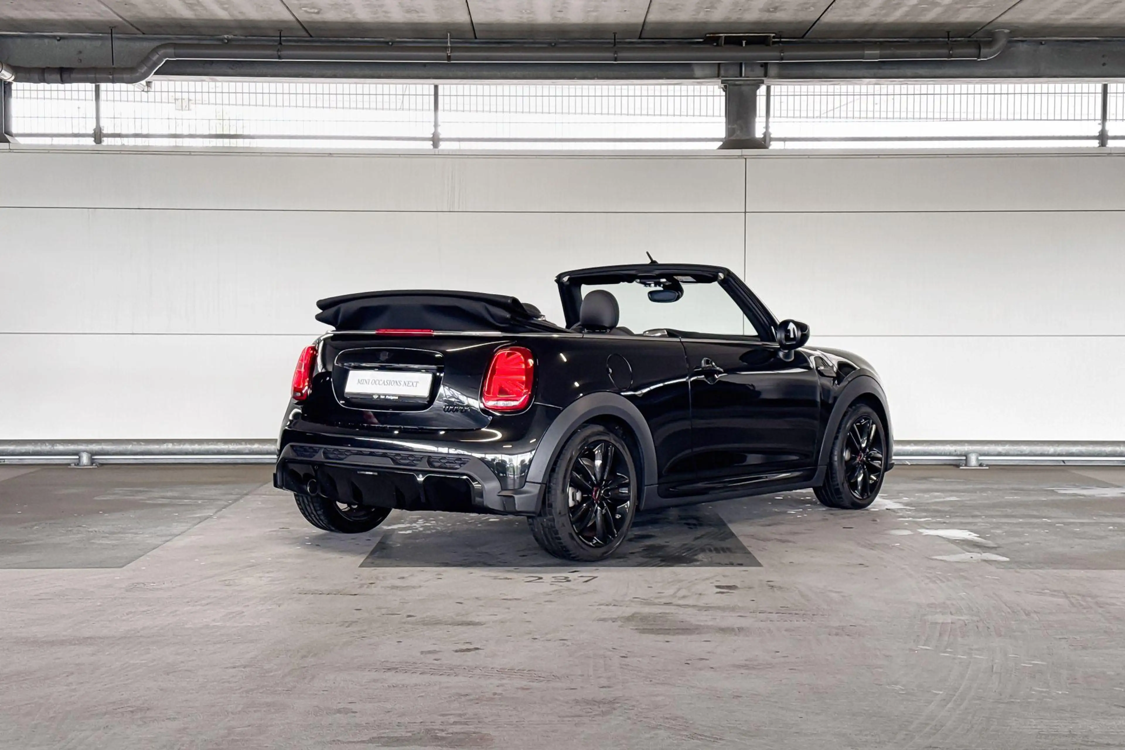MINI Cooper Cabrio — photo 6