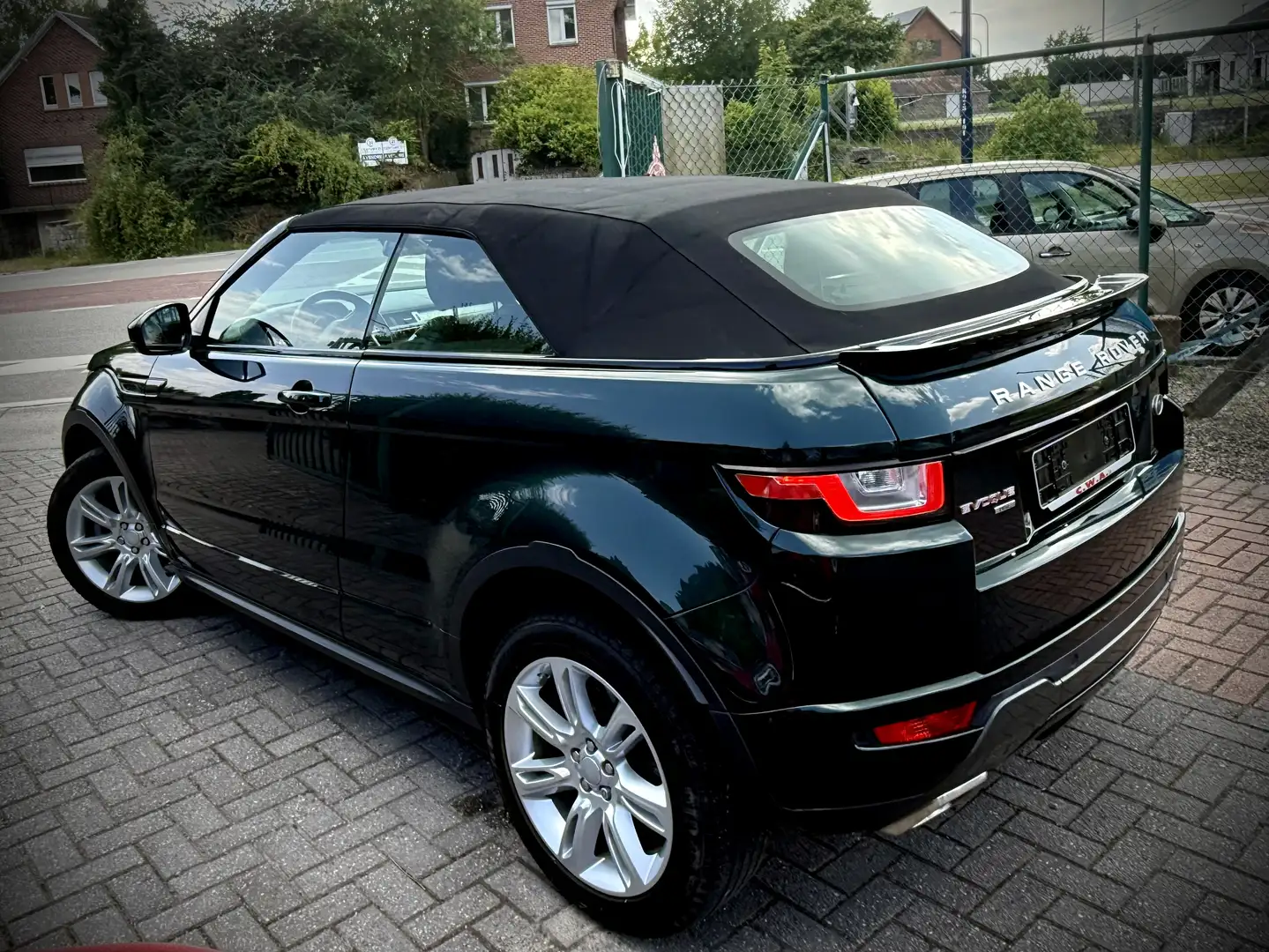 Land Rover Range Rover Evoque Cabriolet 2.0 TD4 4WD HSE Dynamic Groen - 2
