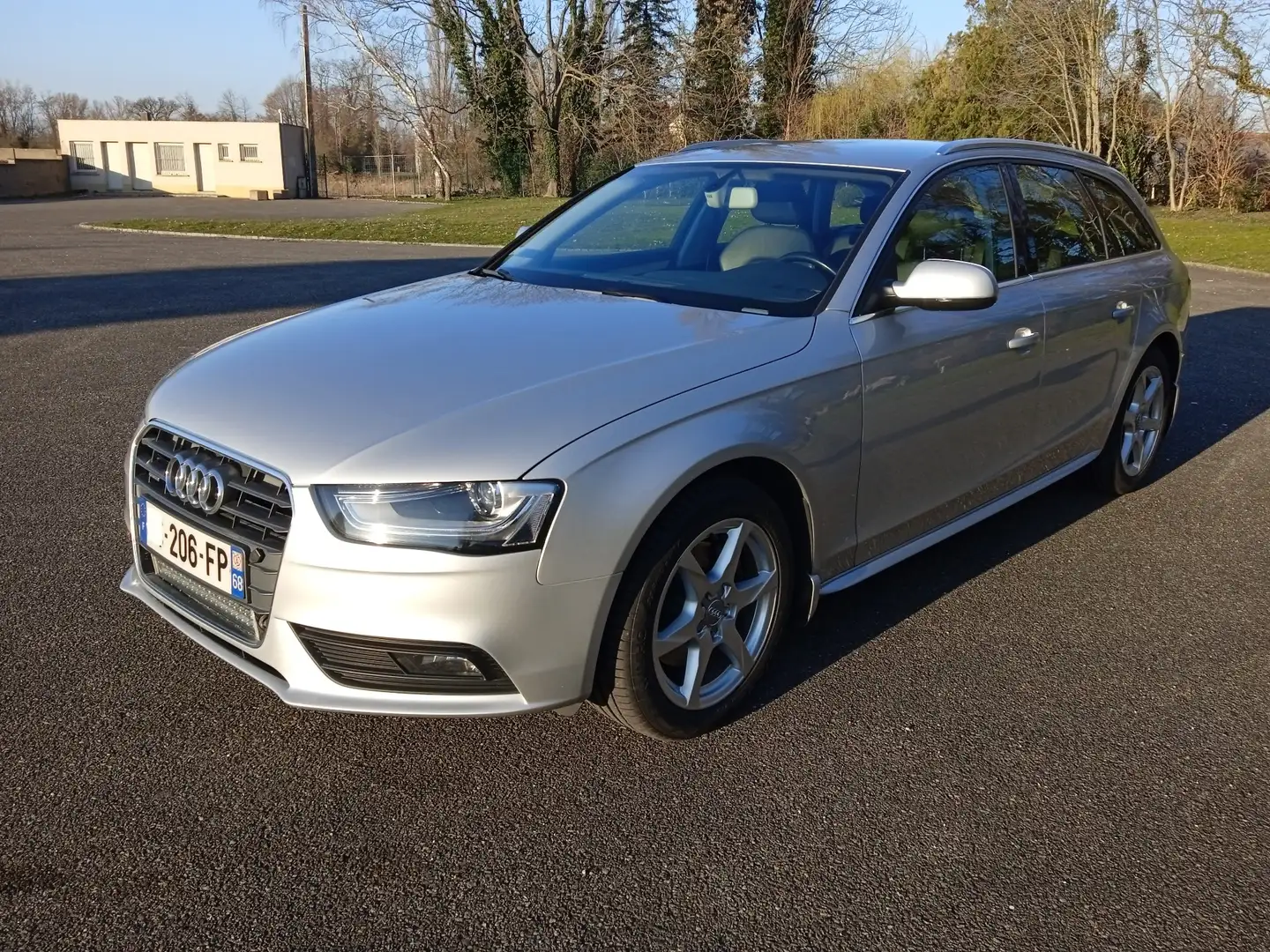 Audi A4 Avant 2.0 TDI 177 S Line Quattro Gris - 1