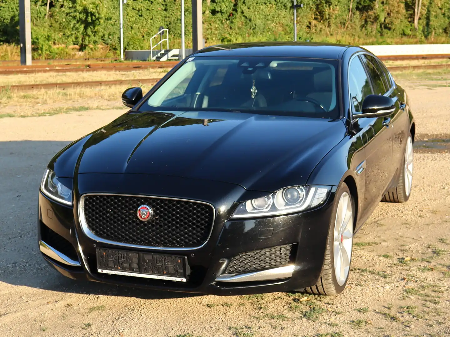 Jaguar XF XF 30d Prestige Aut. Prestige Schwarz - 1