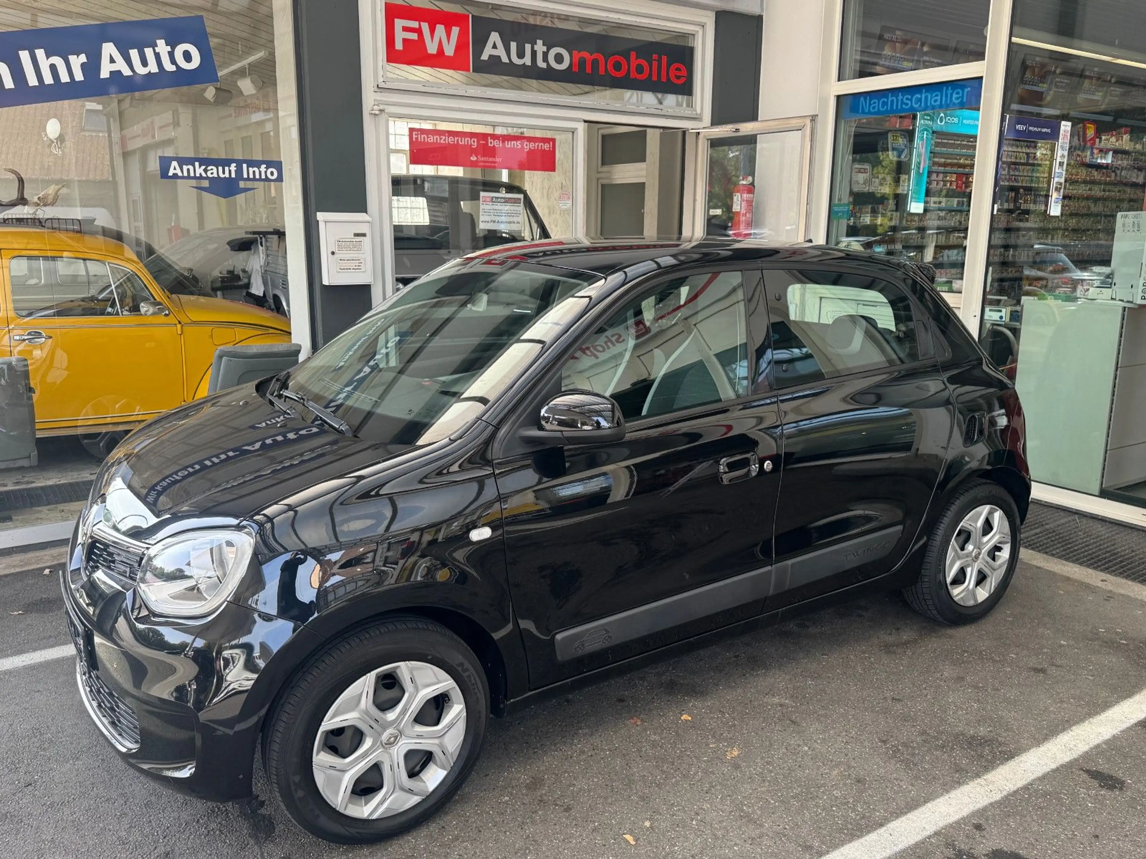 Renault Twingo 1,0 SCe Limited Klima Navivob.+ M+S Räder