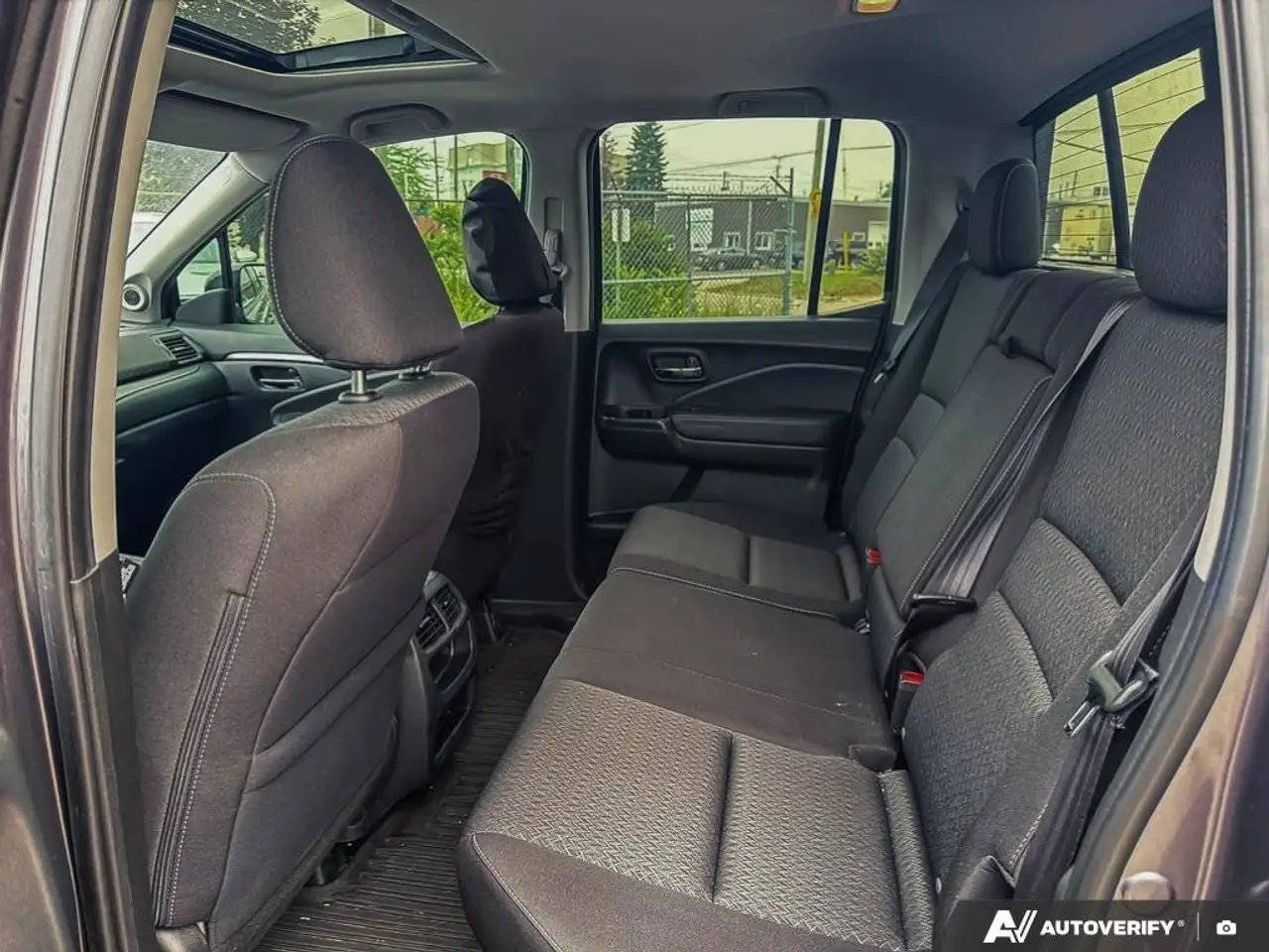 Honda Ridgeline photo Honda Ridgeline