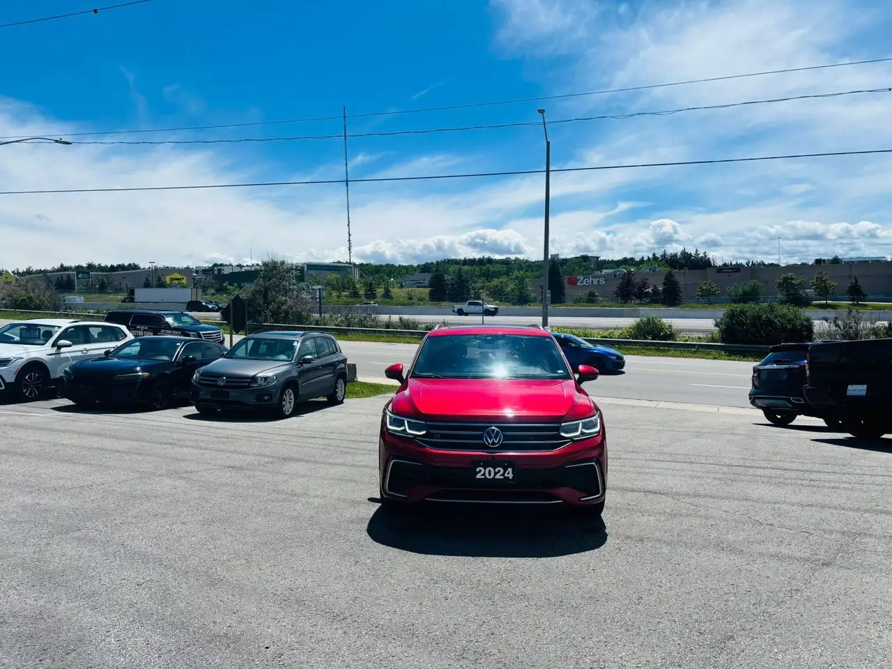 Volkswagen Tiguan снимка Volkswagen Tiguan