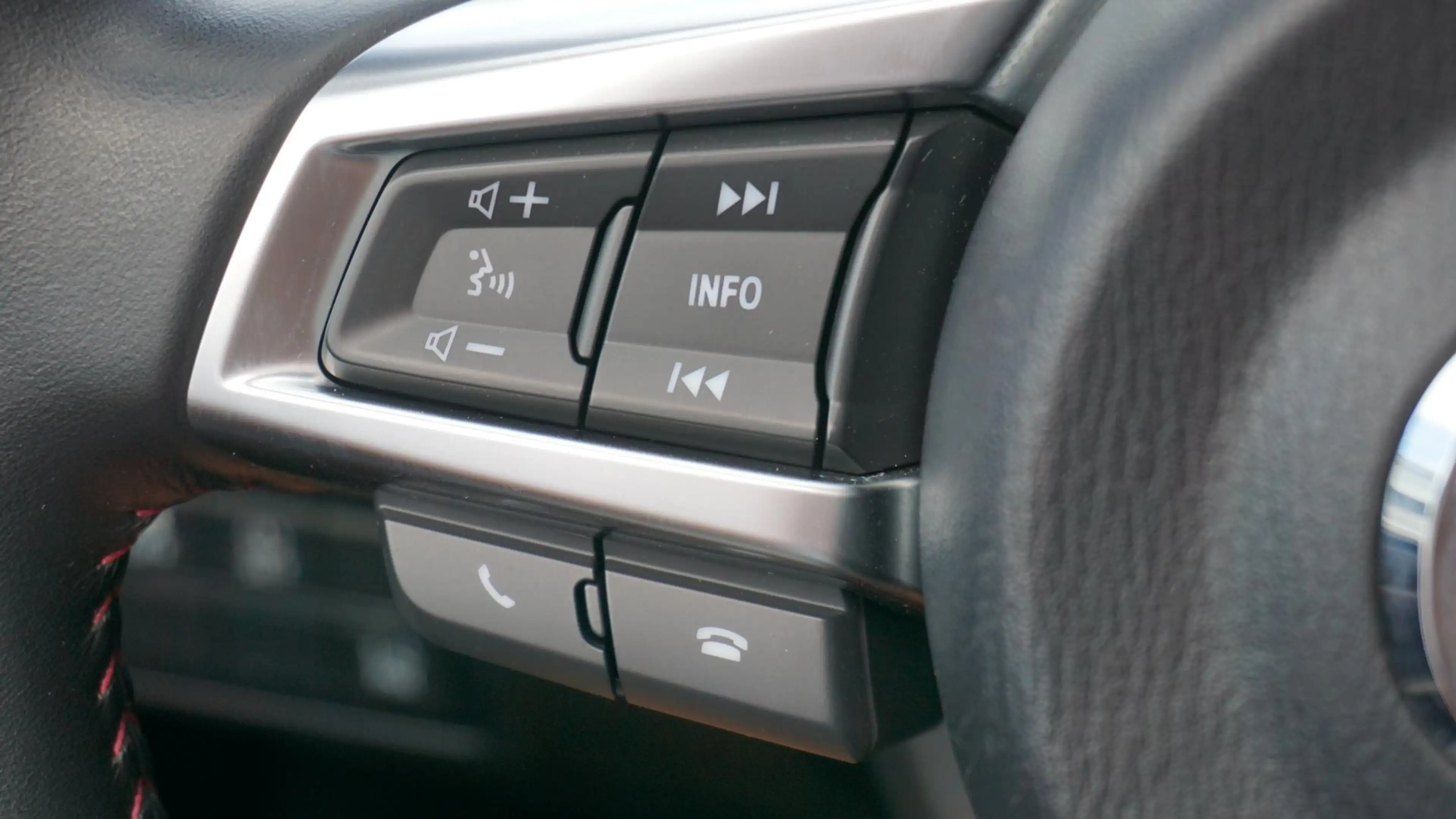 Mazda MX-5 1.5 SkyActiv-G 131pk GT-M Leder Bose Keyless LED 1 — photo 33