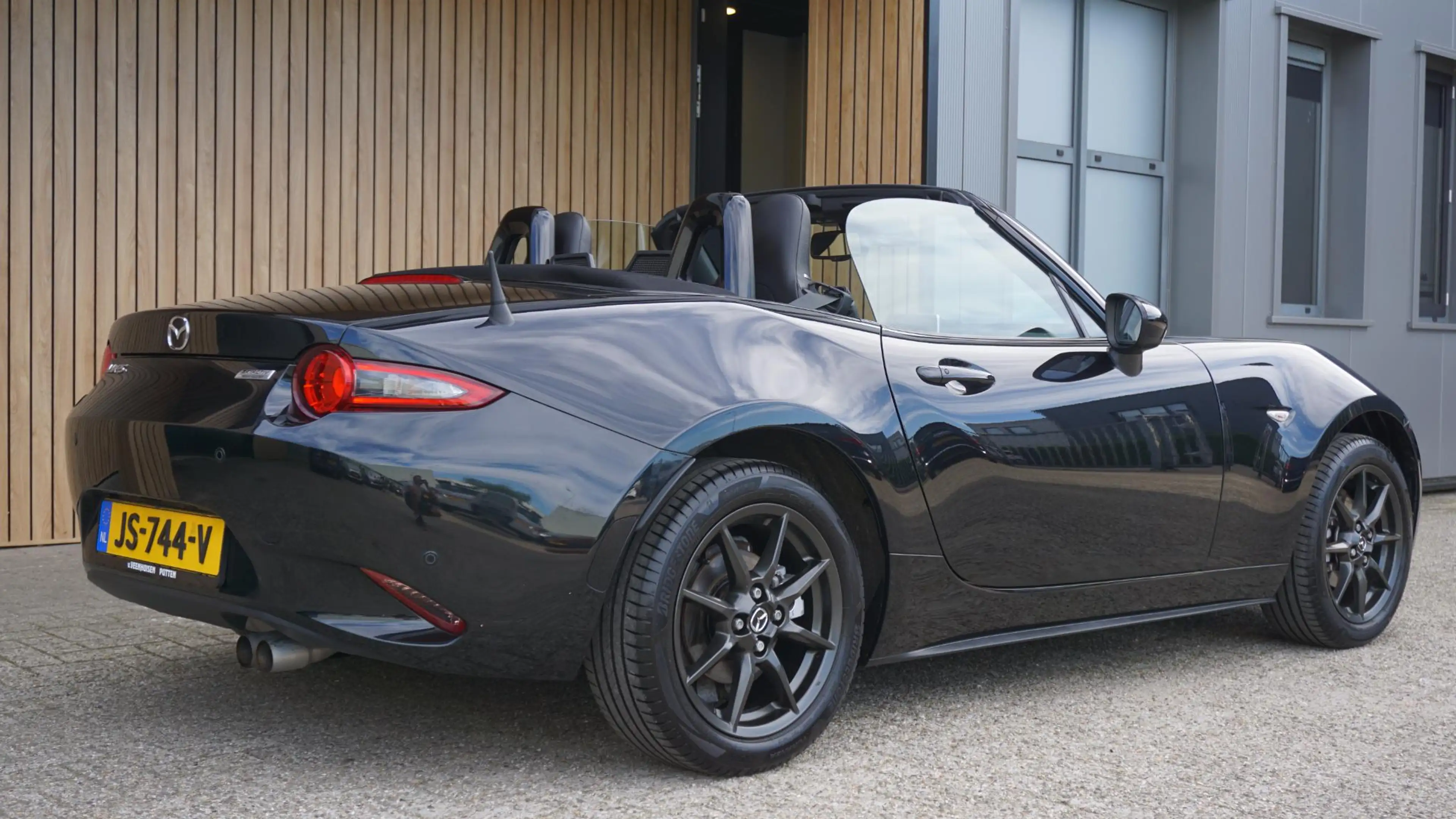 Mazda MX-5 1.5 SkyActiv-G 131pk GT-M Leder Bose Keyless LED 1 — photo 6