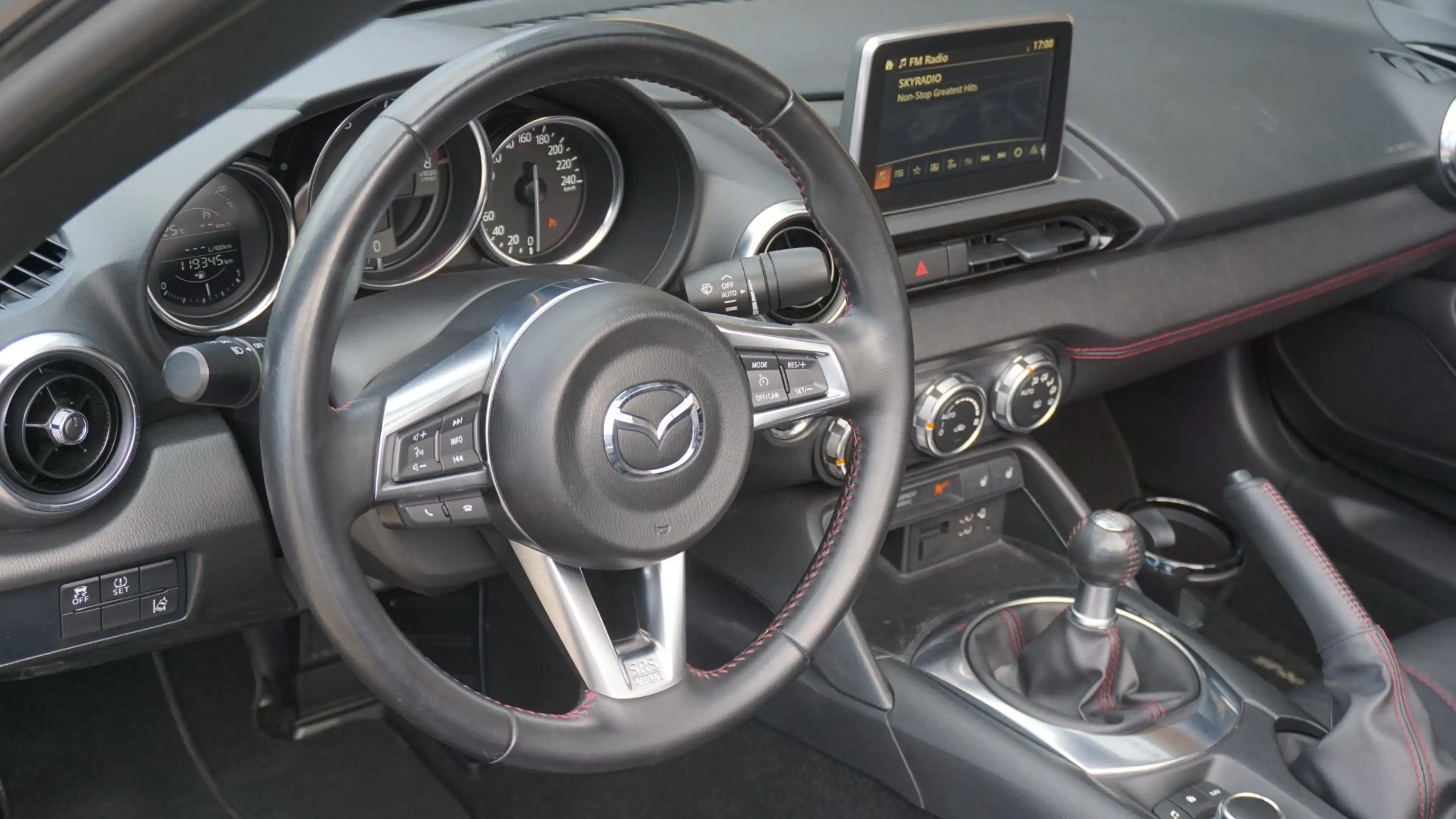 Mazda MX-5 1.5 SkyActiv-G 131pk GT-M Leder Bose Keyless LED 1 — photo 25