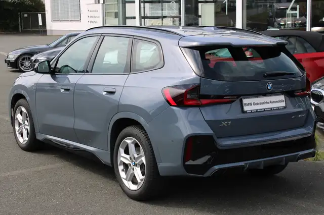 BMW X1 view 5
