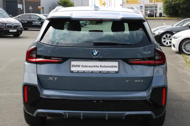BMW X1 view 6