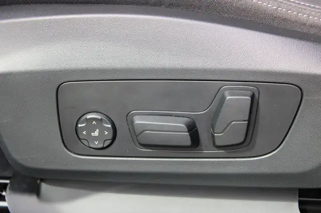BMW X1 view 10