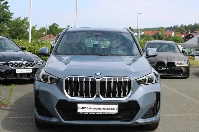 BMW X1 view 3