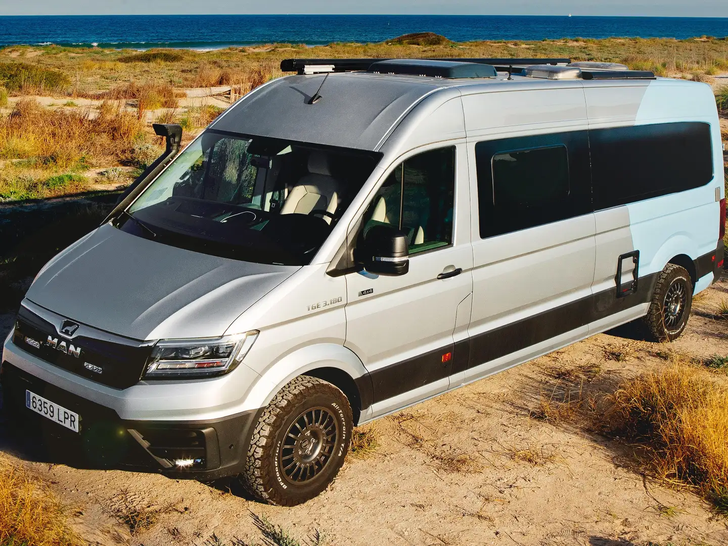 MAN TGE TGE 3.180 4x4 Gris - 2