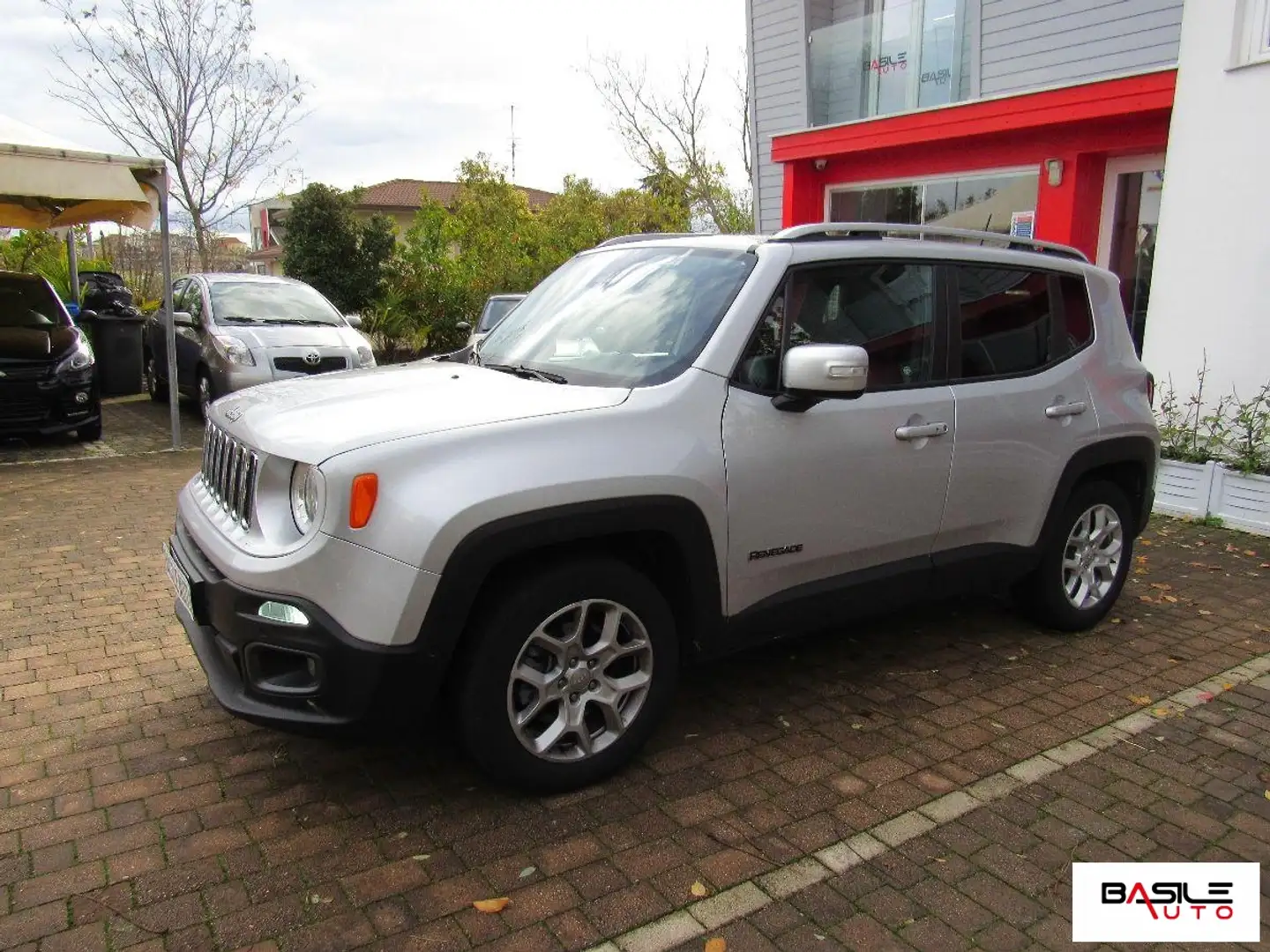 Jeep Renegade 1.6 Mjt 120CV Limited Gris - 2