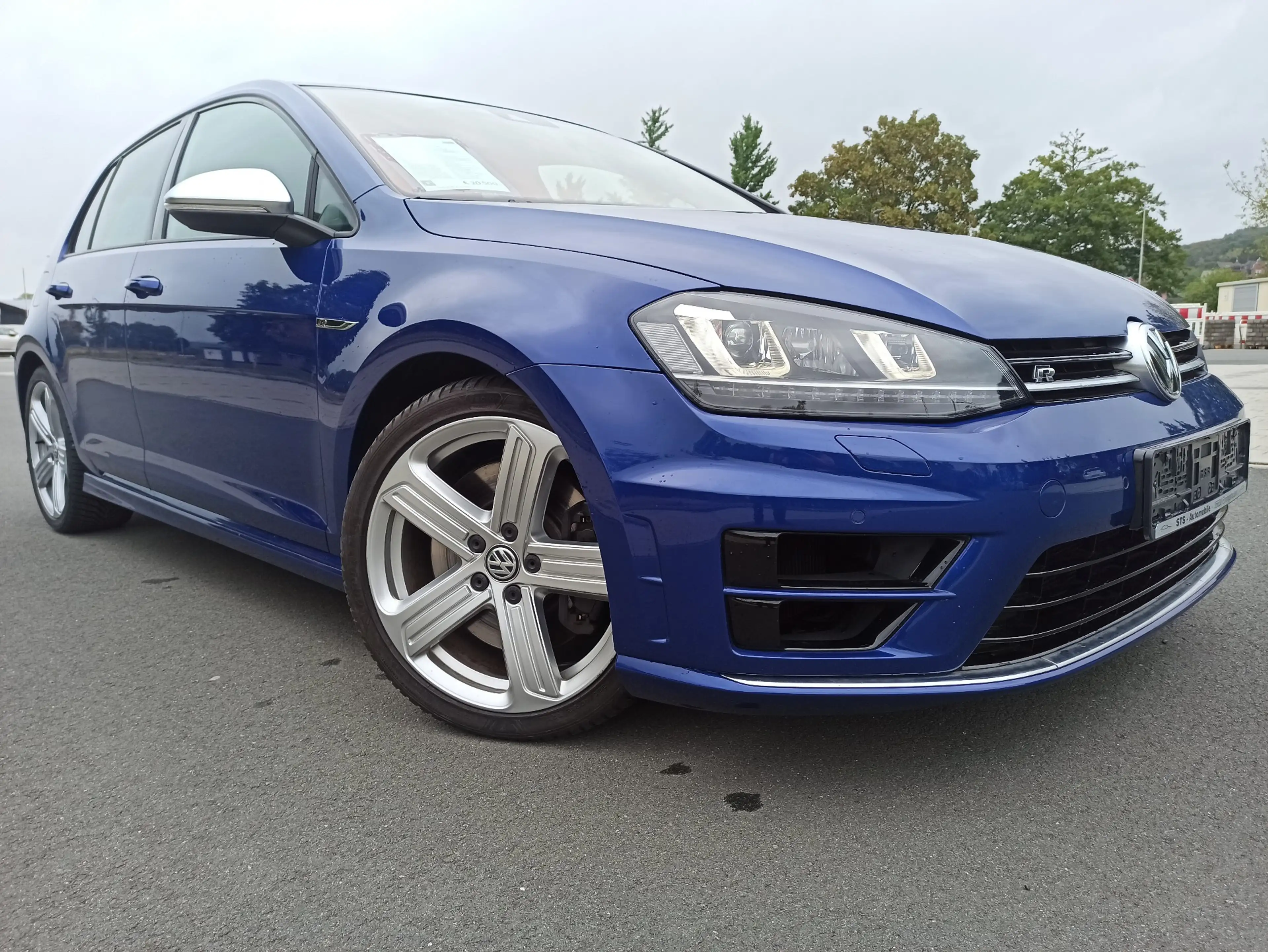 Volkswagen Golf R R BMT 4Motion Pano Dynaudio Kamera Navi APP Connec — photo 3