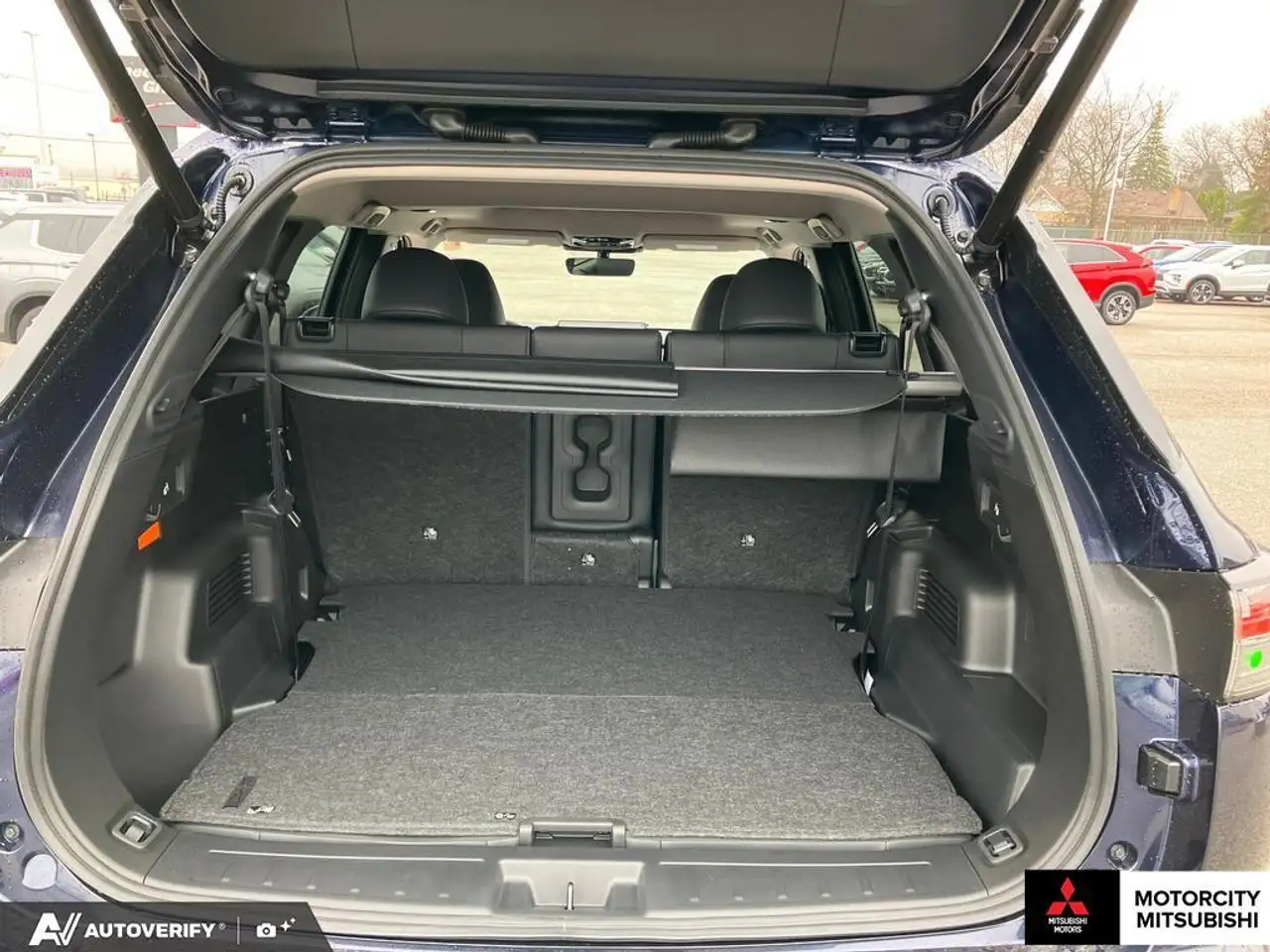 Mitsubishi Outlander fotografie Mitsubishi Outlander
