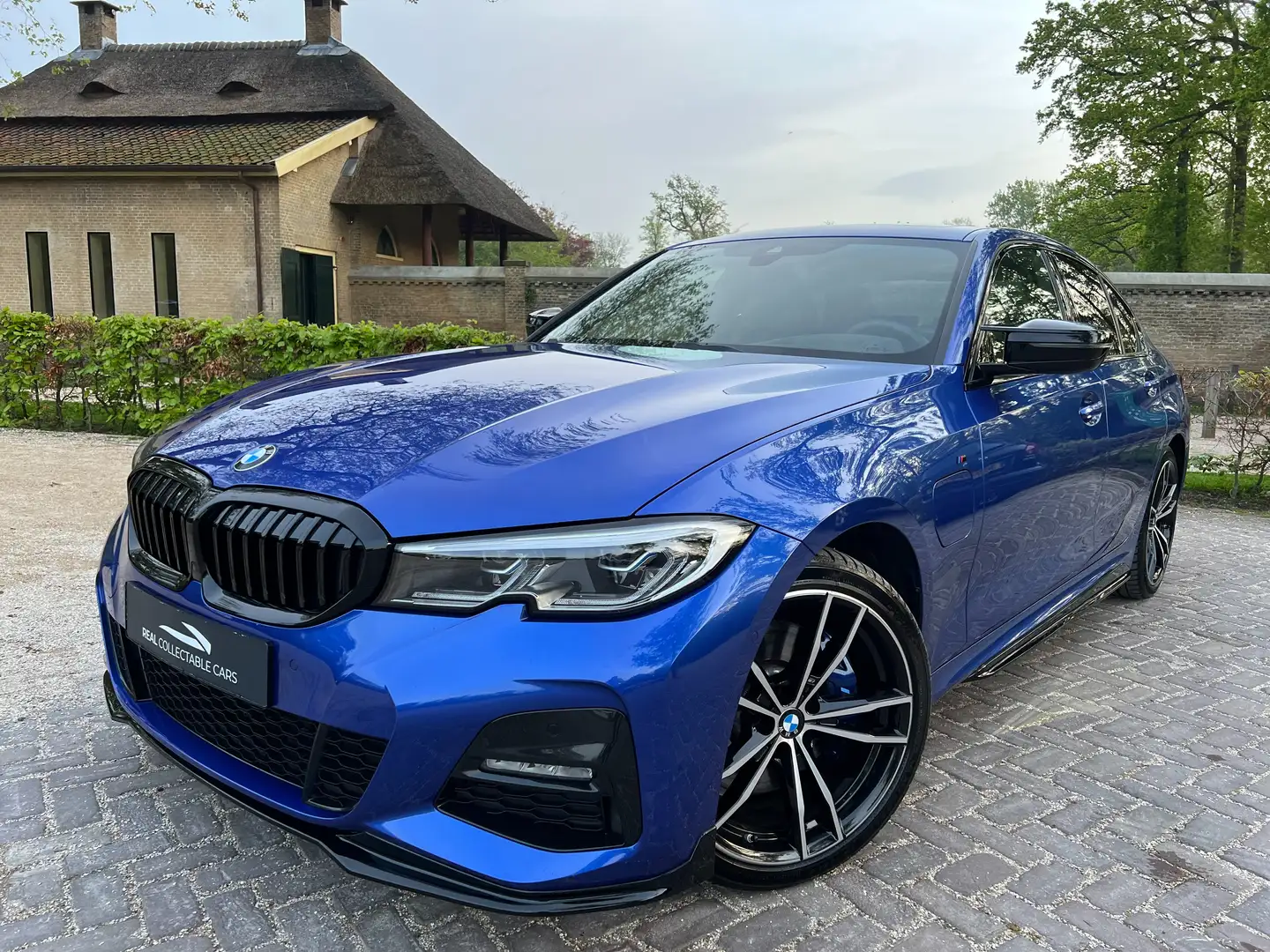 BMW 330 e xDrive High Exec M-Sport | Leder | Pano | H&K | Bleu - 1