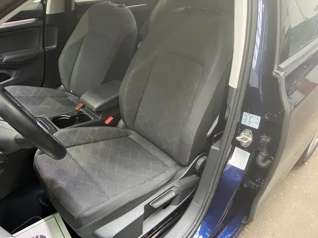 Volkswagen Golf view 7