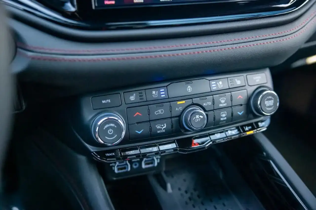 Dodge Durango 2026 — фото 12