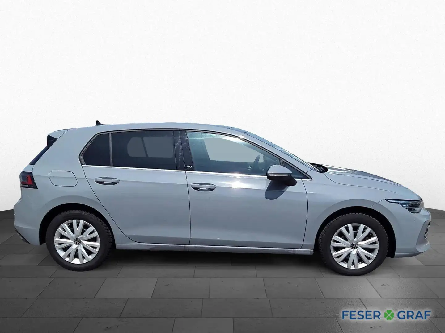 Volkswagen Golf VIII 1.5 eTSI DSG EDITION 50 AHK HUD PANO Grau - 2