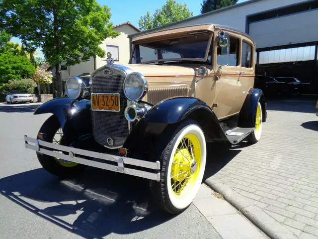 Ford Model A Deluxe tudor TÜV + H-Zul. TOP Zustand