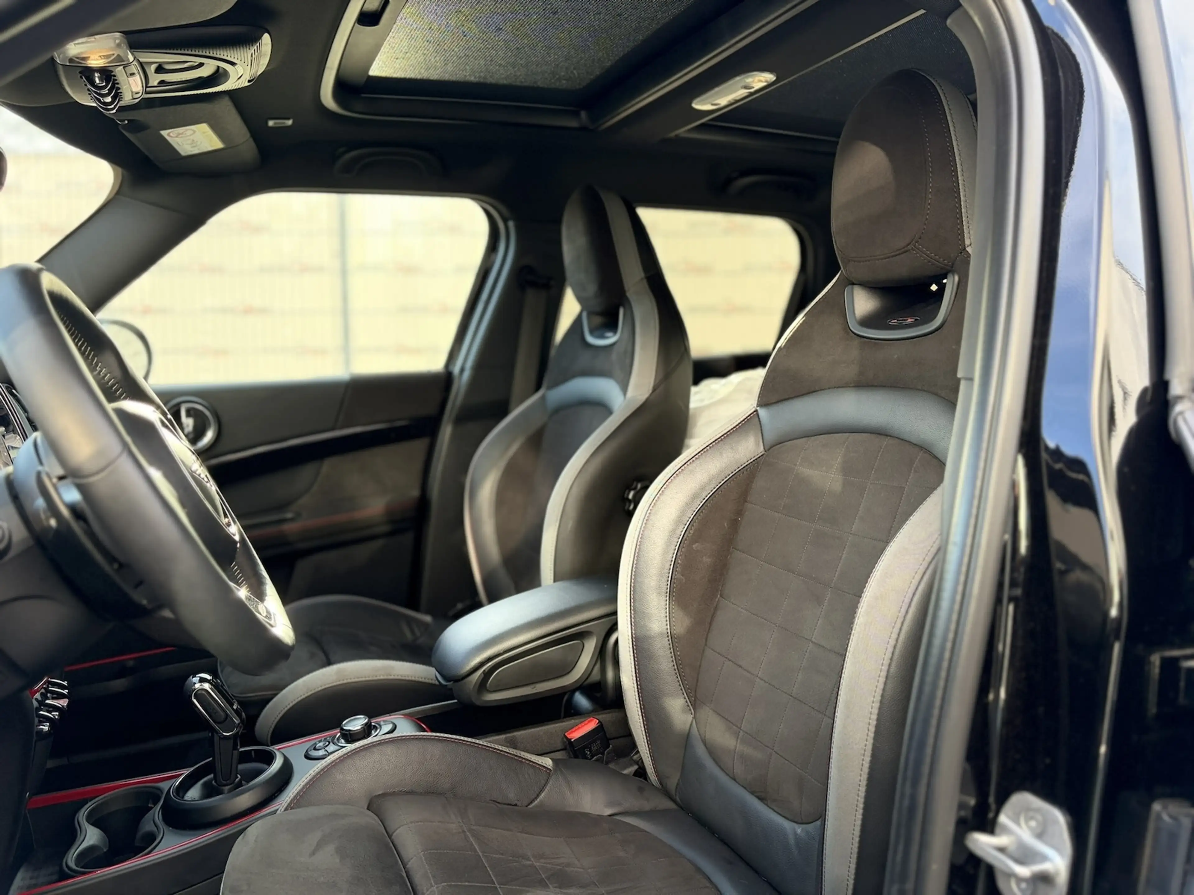 MINI John Cooper Works Countryman ALL4 / PANO / 306PS — photo 15