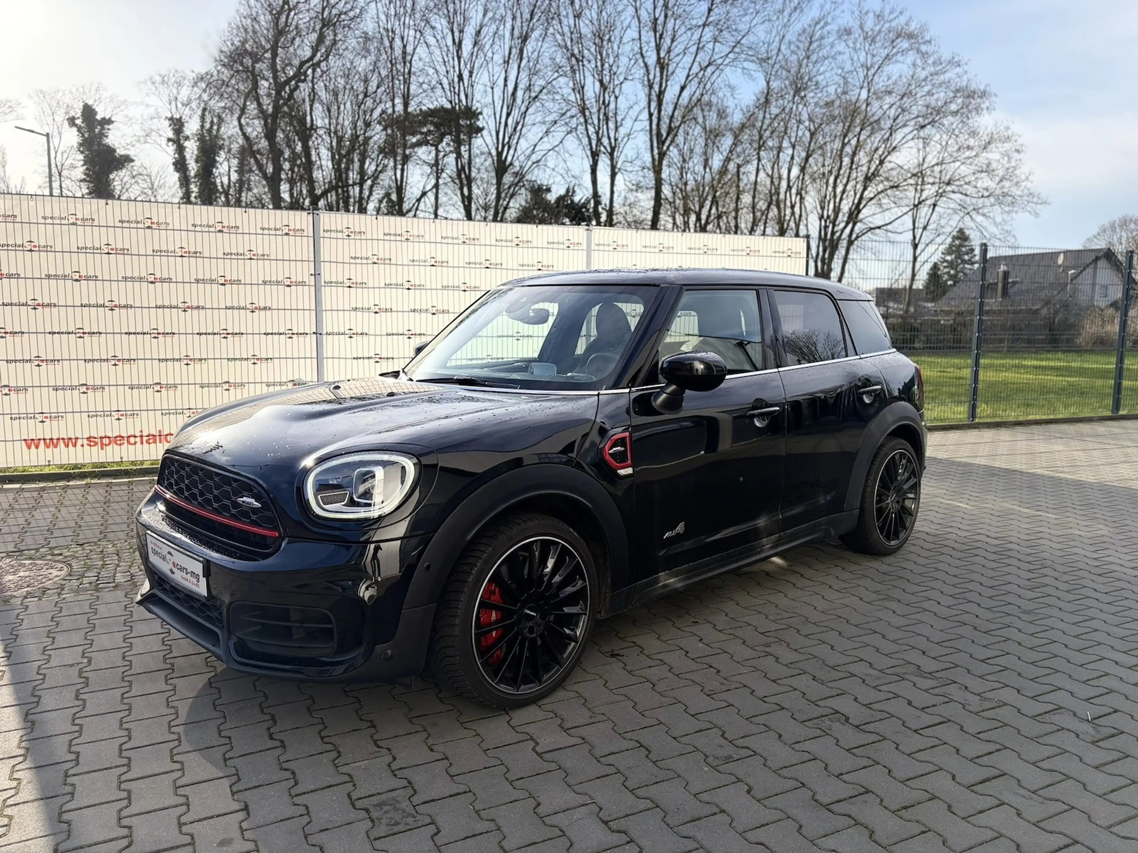 MINI John Cooper Works Countryman ALL4 / PANO / 306PS — photo 3