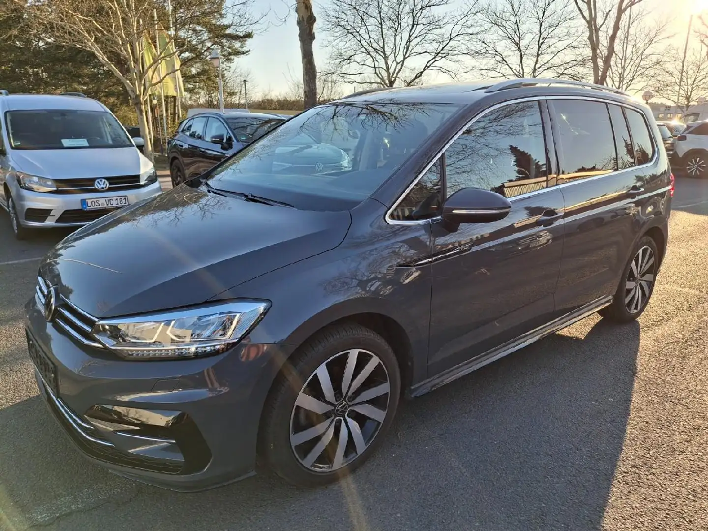 Volkswagen Touran Highline 7 Sitzer R-Line WR  Panorma Gris - 1