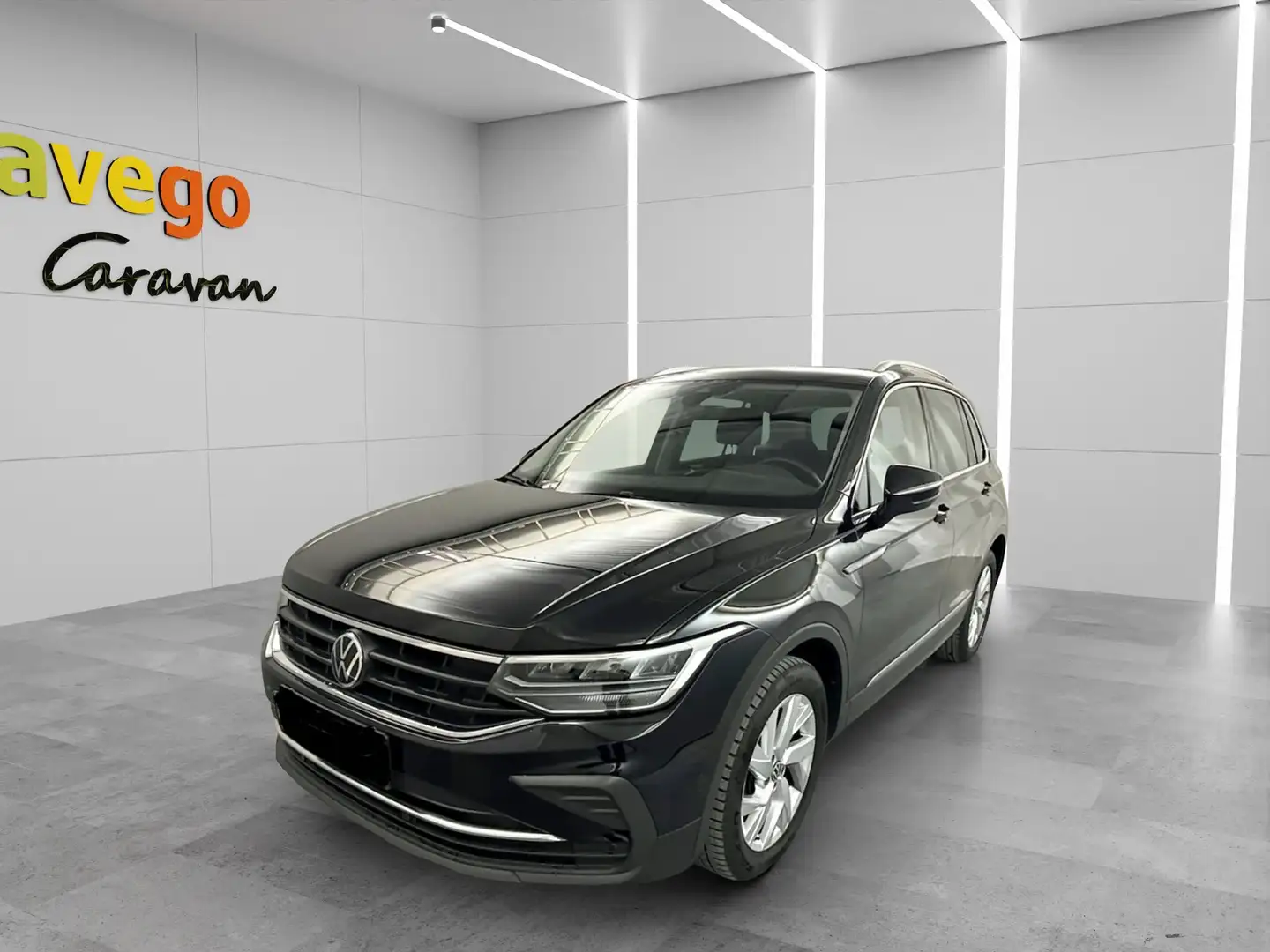 Volkswagen Tiguan 2,0 TDI Life DSG **ERSTBESITZ*ACC*AHK*LED** Schwarz - 1