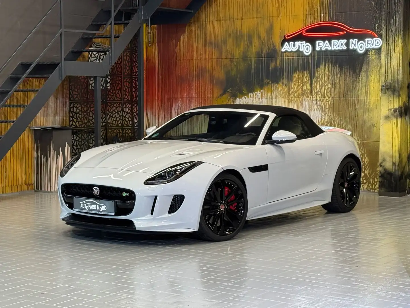 Jaguar F-Type R Cabriolet R AWD no OPF~MERIDIAN~KAMERA~ Alb - 1