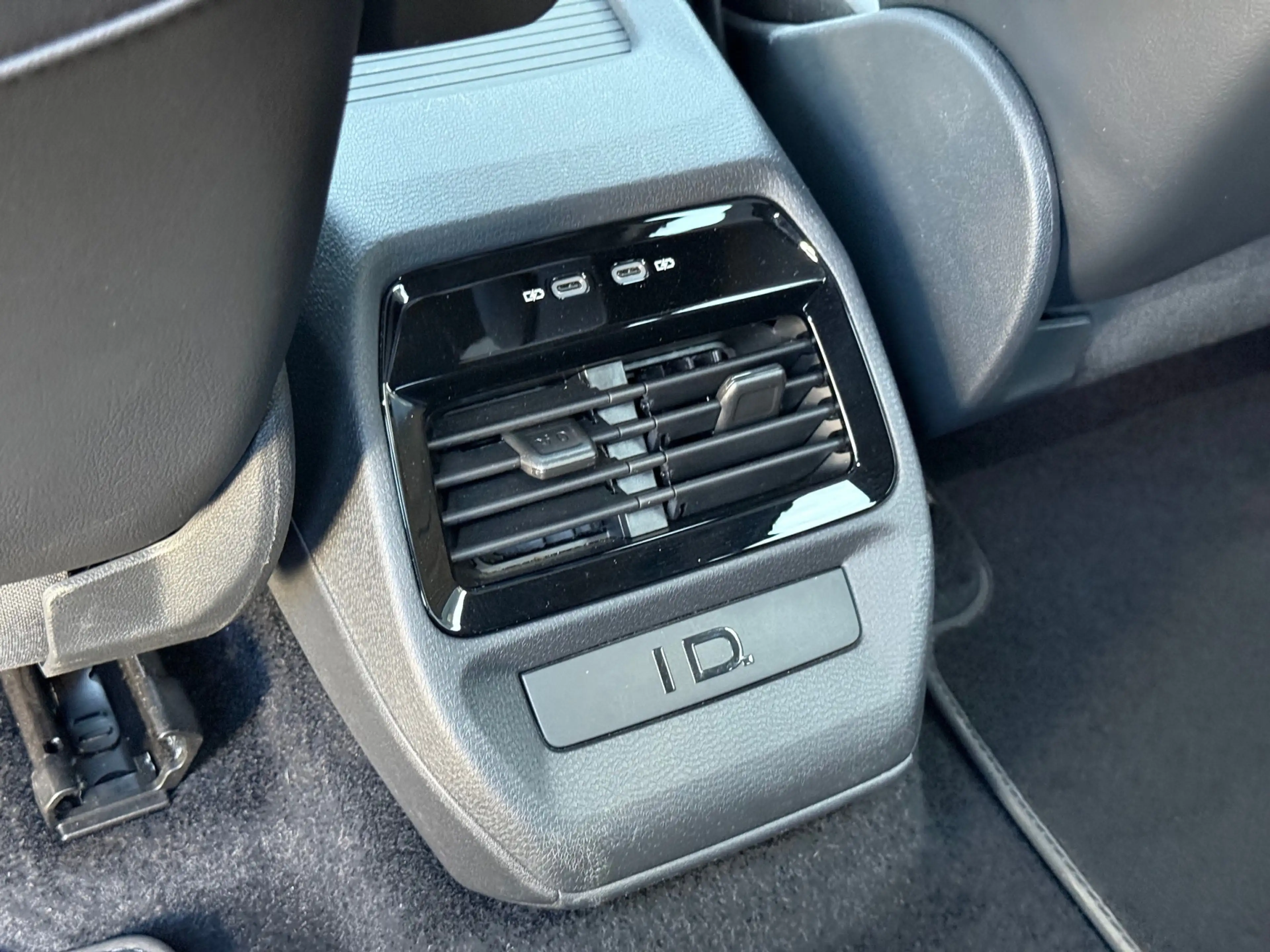 Volkswagen ID.5 Pro Business 77 kWh | trekhaak | 20" | 360º camera — photo 15