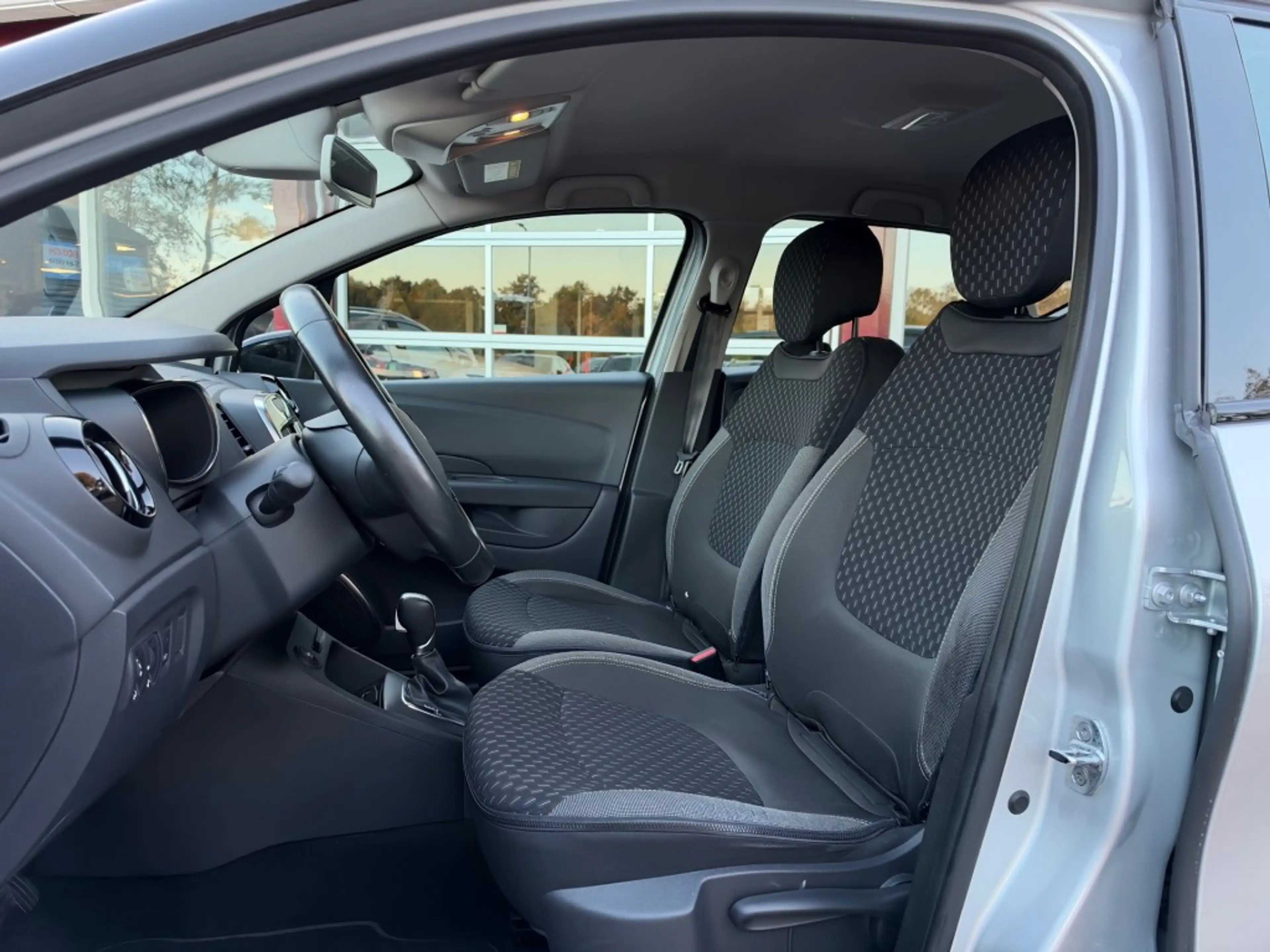 Renault Captur 1.3 TCE INTENS 150PK Automaat/Trekhaak/Cruise Cont — photo 21