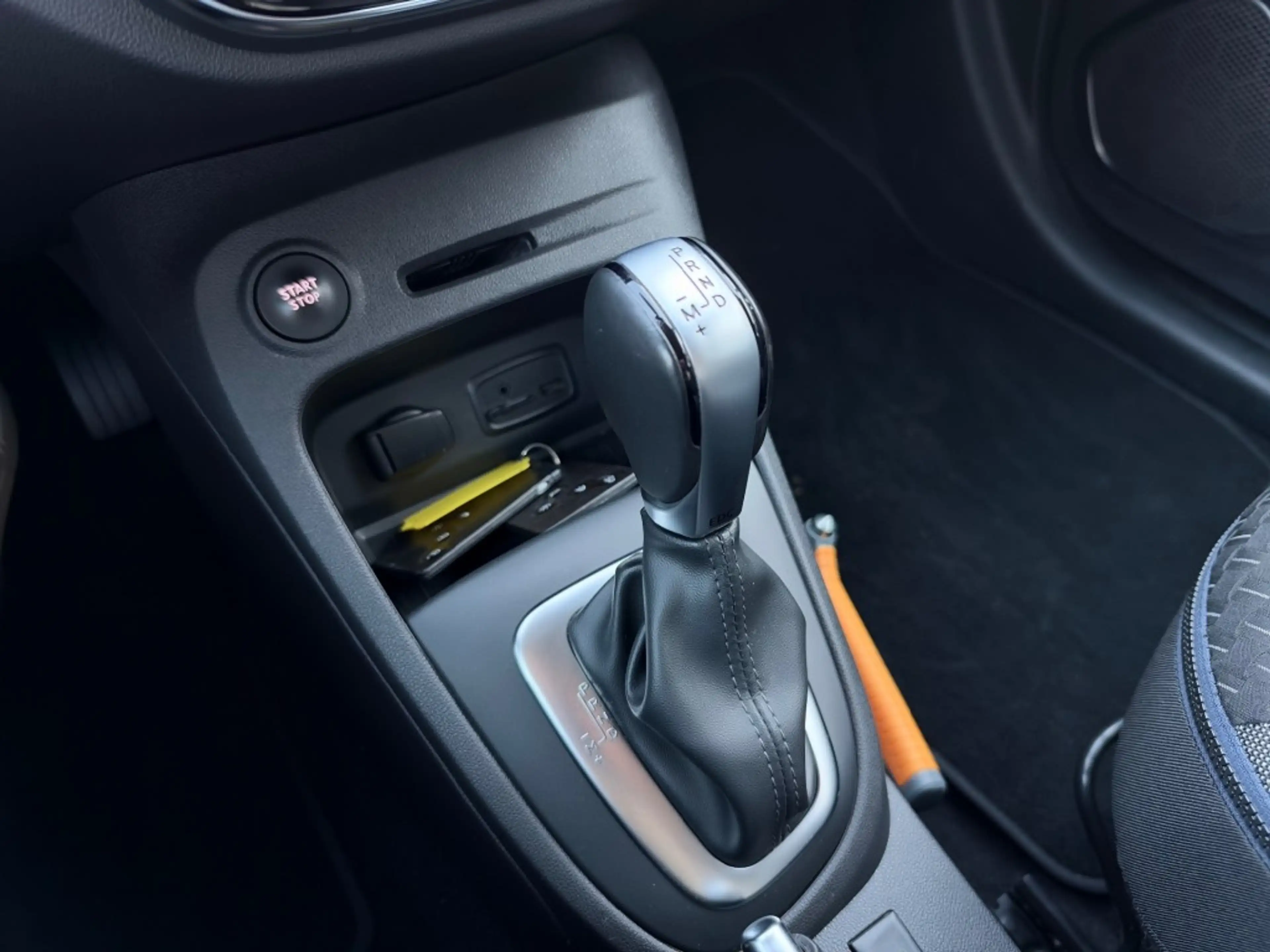 Renault Captur 1.3 TCE INTENS 150PK Automaat/Trekhaak/Cruise Cont — photo 31
