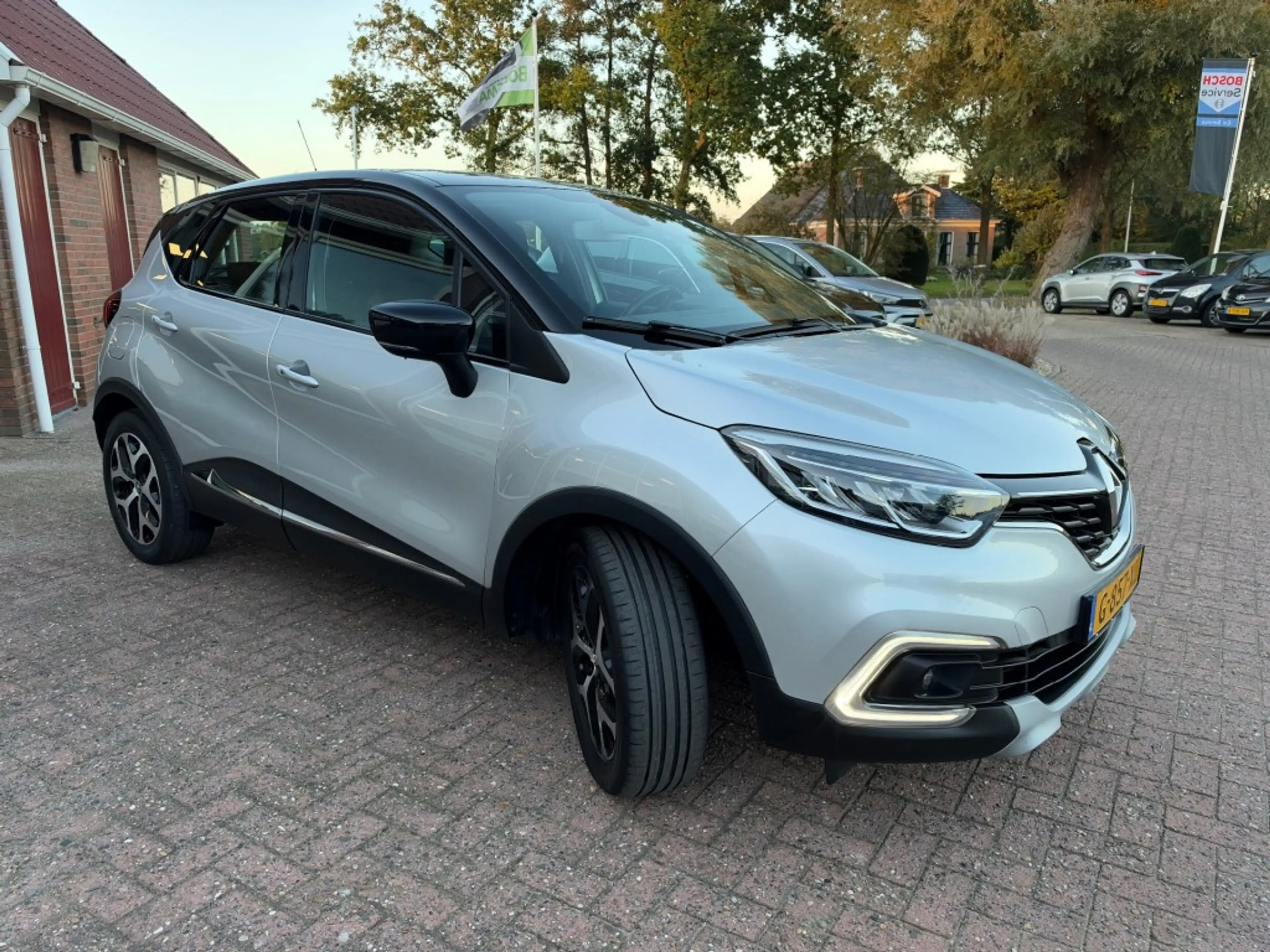 Renault Captur 1.3 TCE INTENS 150PK Automaat/Trekhaak/Cruise Cont — photo 37