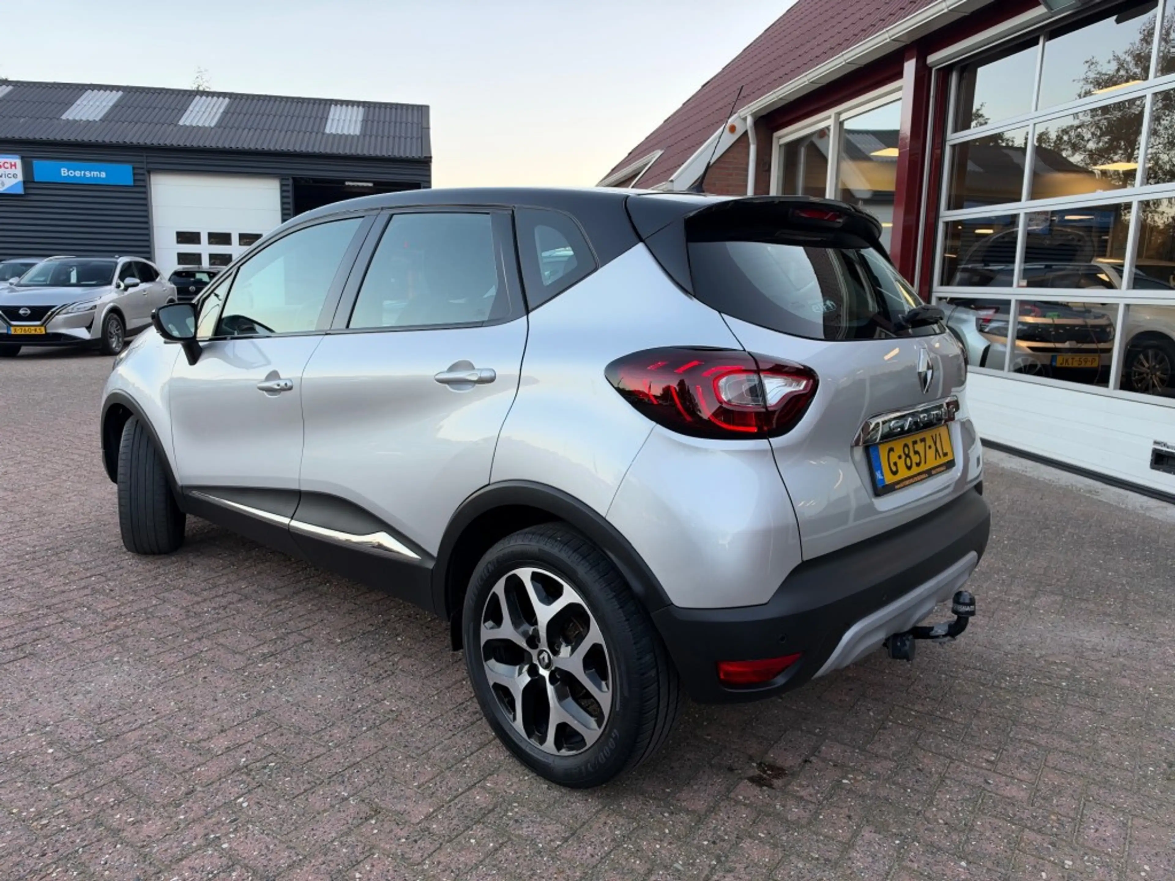 Renault Captur 1.3 TCE INTENS 150PK Automaat/Trekhaak/Cruise Cont — photo 33