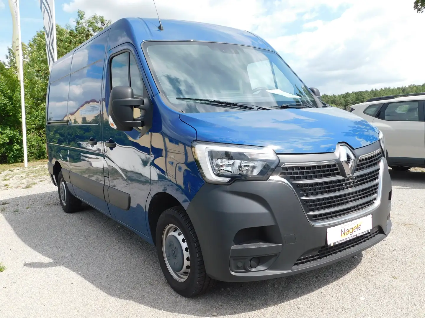Renault Master L2H2 HKa 3,5t Weiß - 2