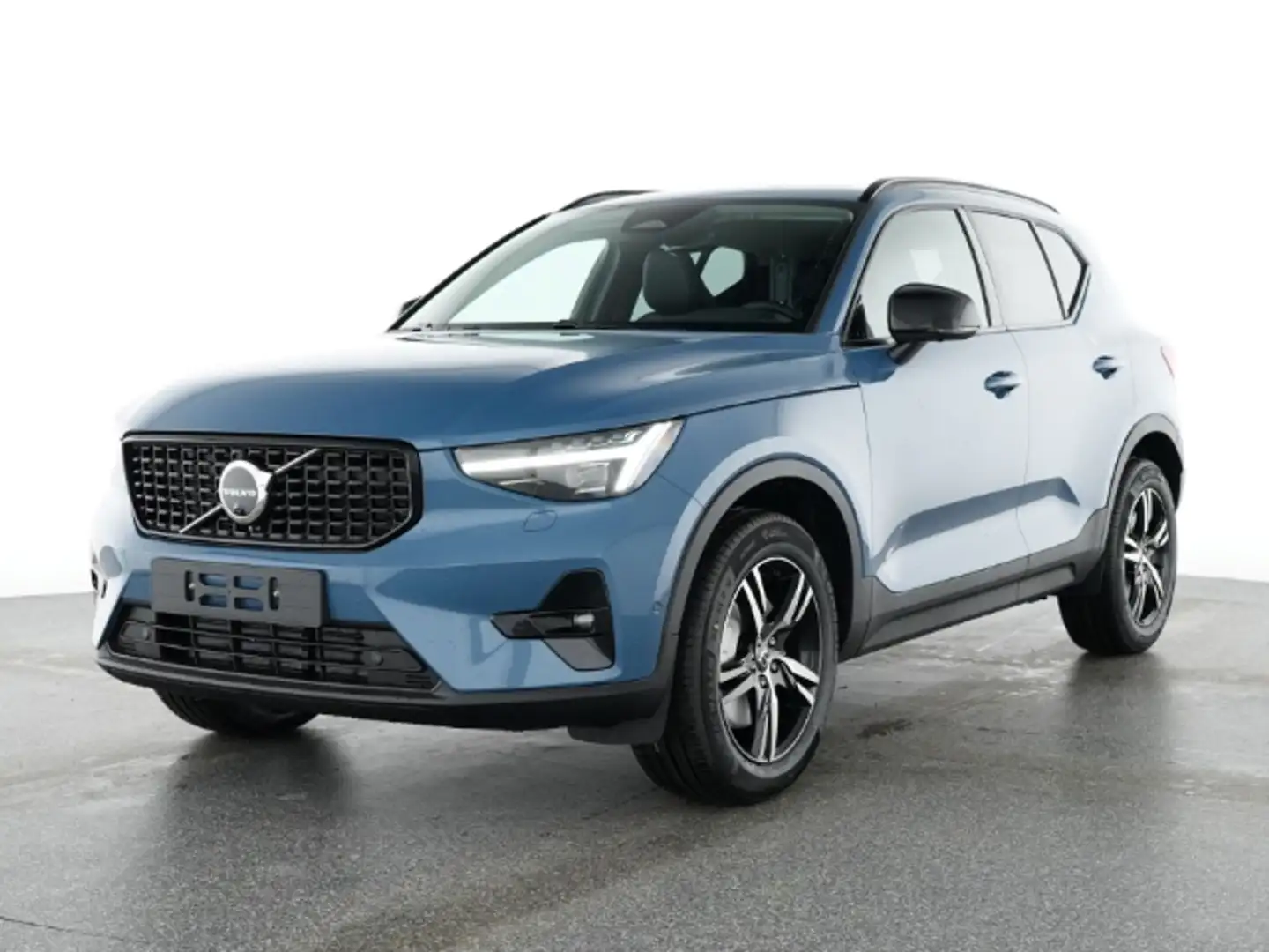 Volvo XC40 Plus Dark B4 18''LM Pano 360kam ACC DAB Harman LED Albastru - 1