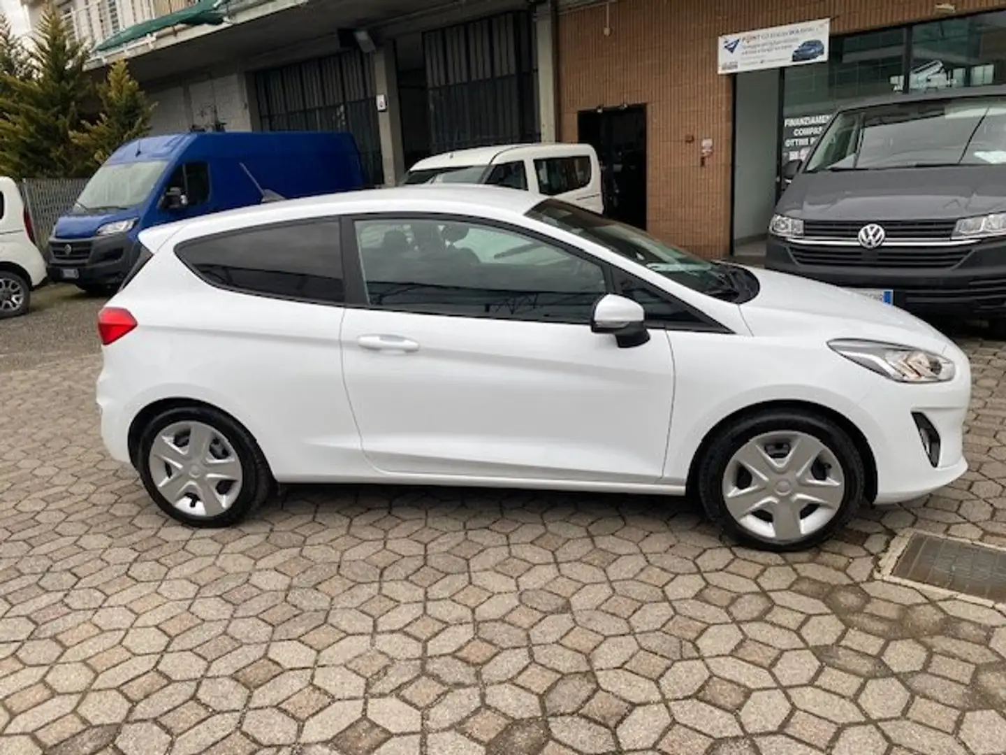 Ford Fiesta VAN 1.0 MHEV 125 CV S&S TREND Bianco - 2
