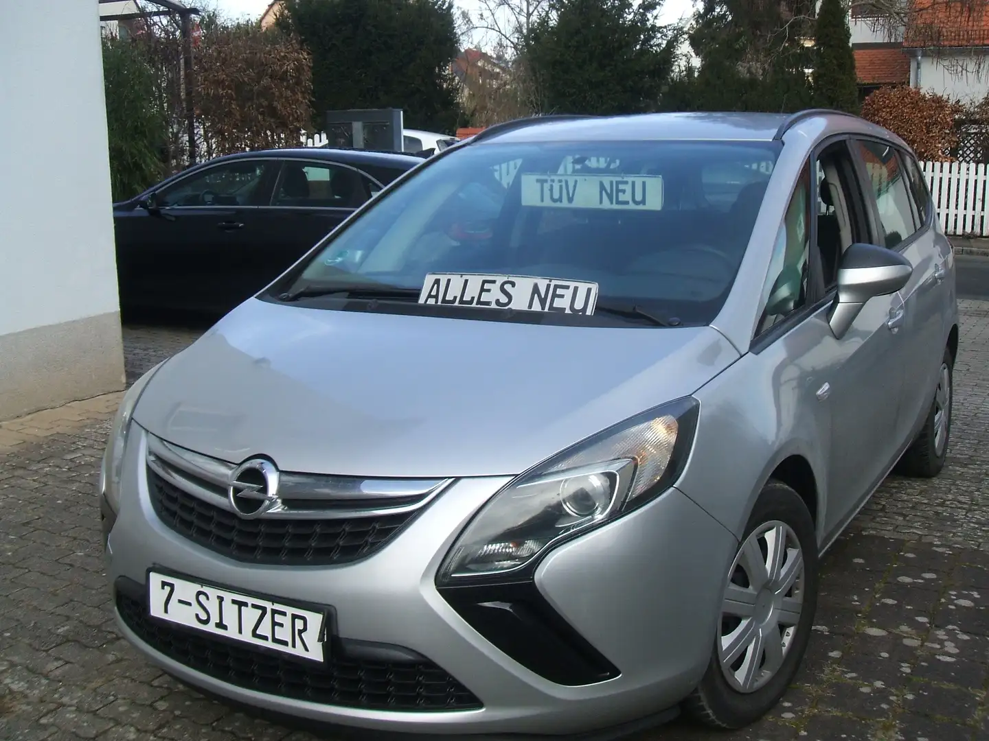 Opel Zafira Tourer 7.Sitze*A.H.K*TÜV-BREMSE-KUPPLUNG-ALLES-NEU*TOP Grau - 1