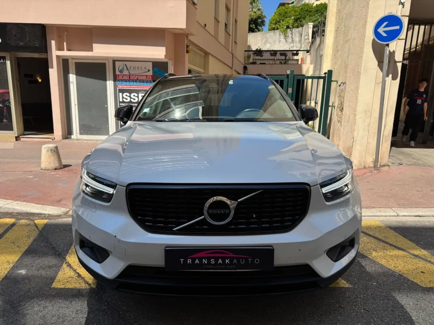 Volvo XC40 2.0 l Tdi 190 CV AWD AdBlue Geartronic 8 R-Design  Blanc - 2