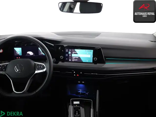 Volkswagen Golf view 9
