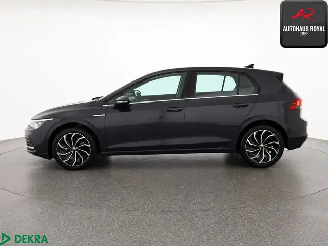 Volkswagen Golf view 2