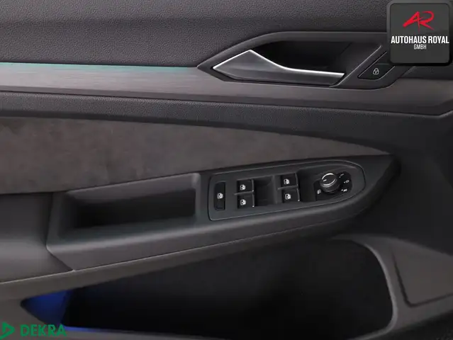 Volkswagen Golf view 14