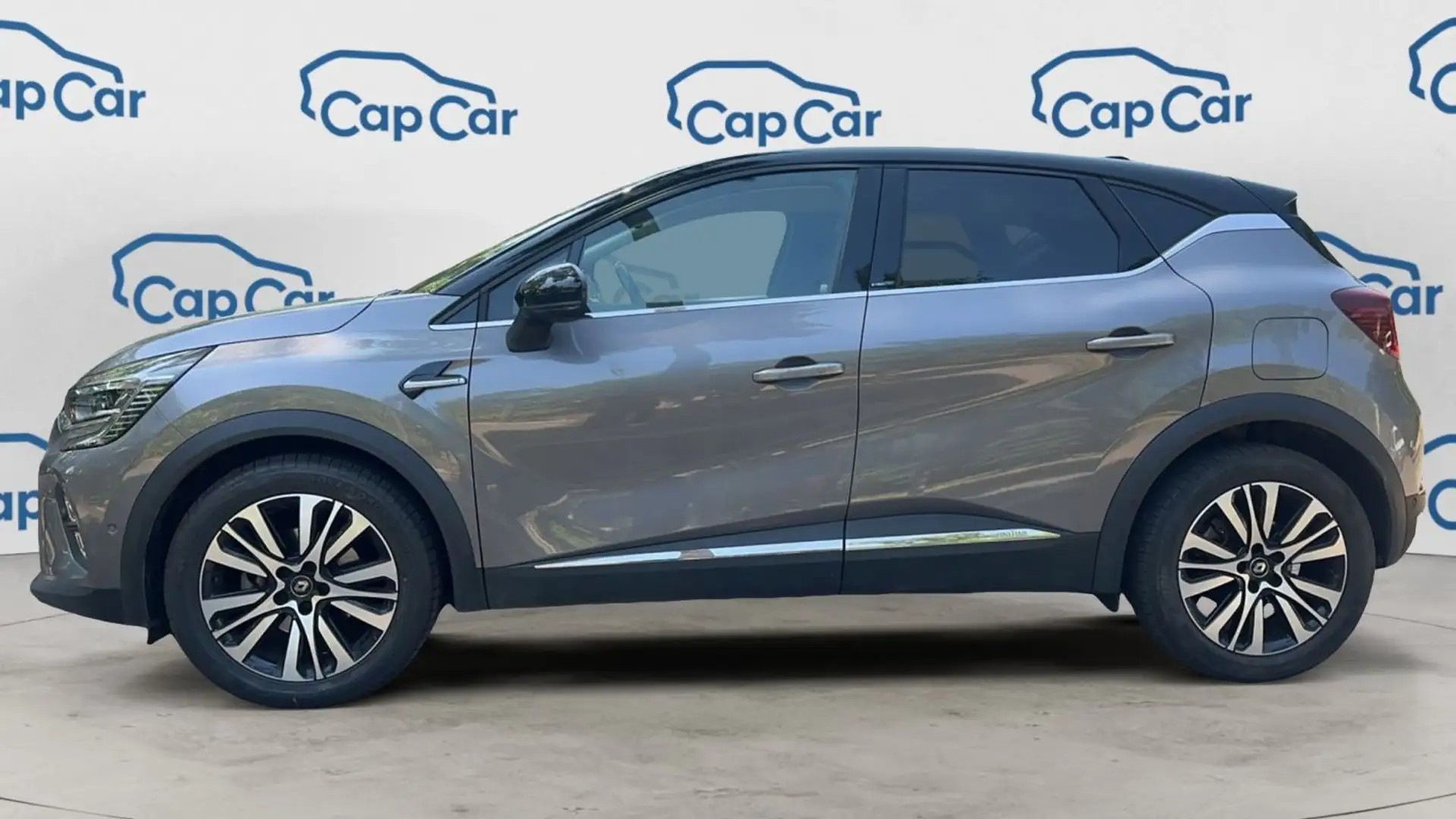 Renault Captur II 1.6 E-Tech Plug-in 160 EDC Initiale Paris - Automatique Toit ouvrant - 2