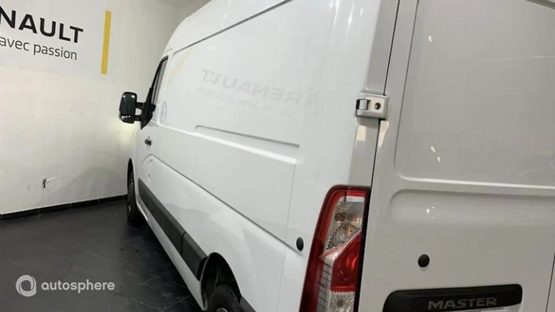 Renault Master F3500 L2H2 2.3 Blue dCi 135ch Confort Euro6 - 2