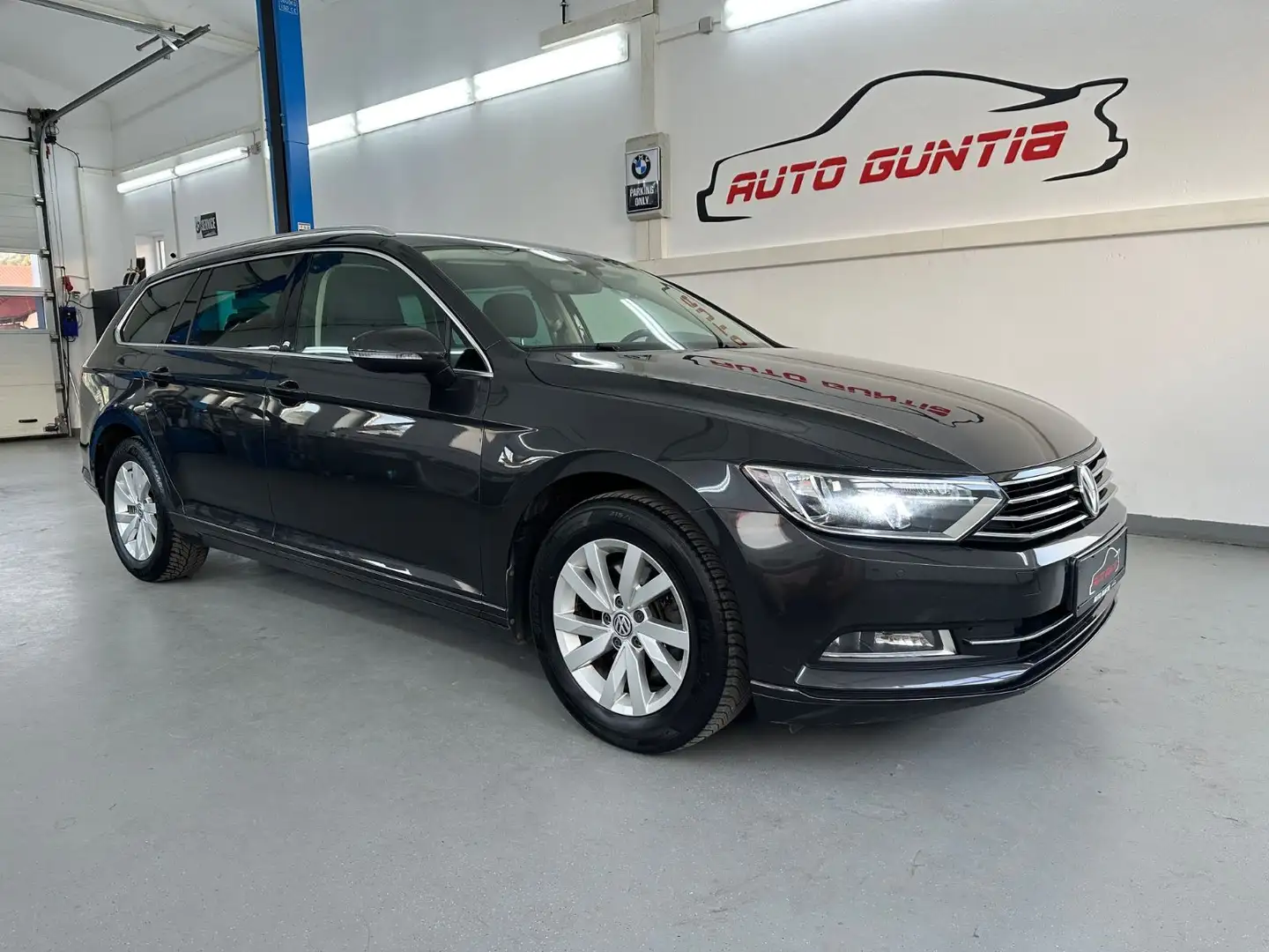 Volkswagen Passat Variant Comfortline 2.0 TDI DSG*Kamera* Grau - 1