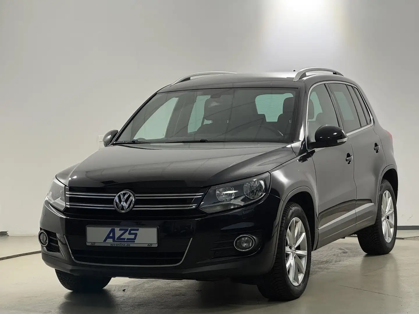 Volkswagen Tiguan TDI Lounge Sport&Style AHK Navi Kamera Schwarz - 2