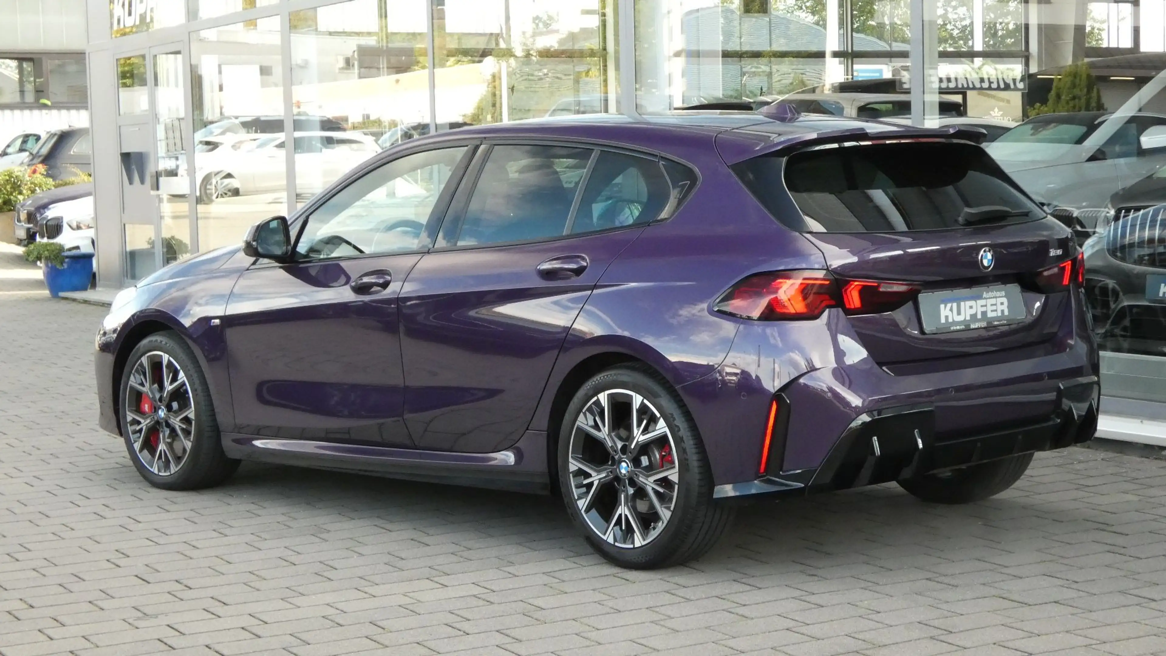 BMW 120 i M Sport PRO HUP°19-360°-Massage°bel.Niere — photo 3