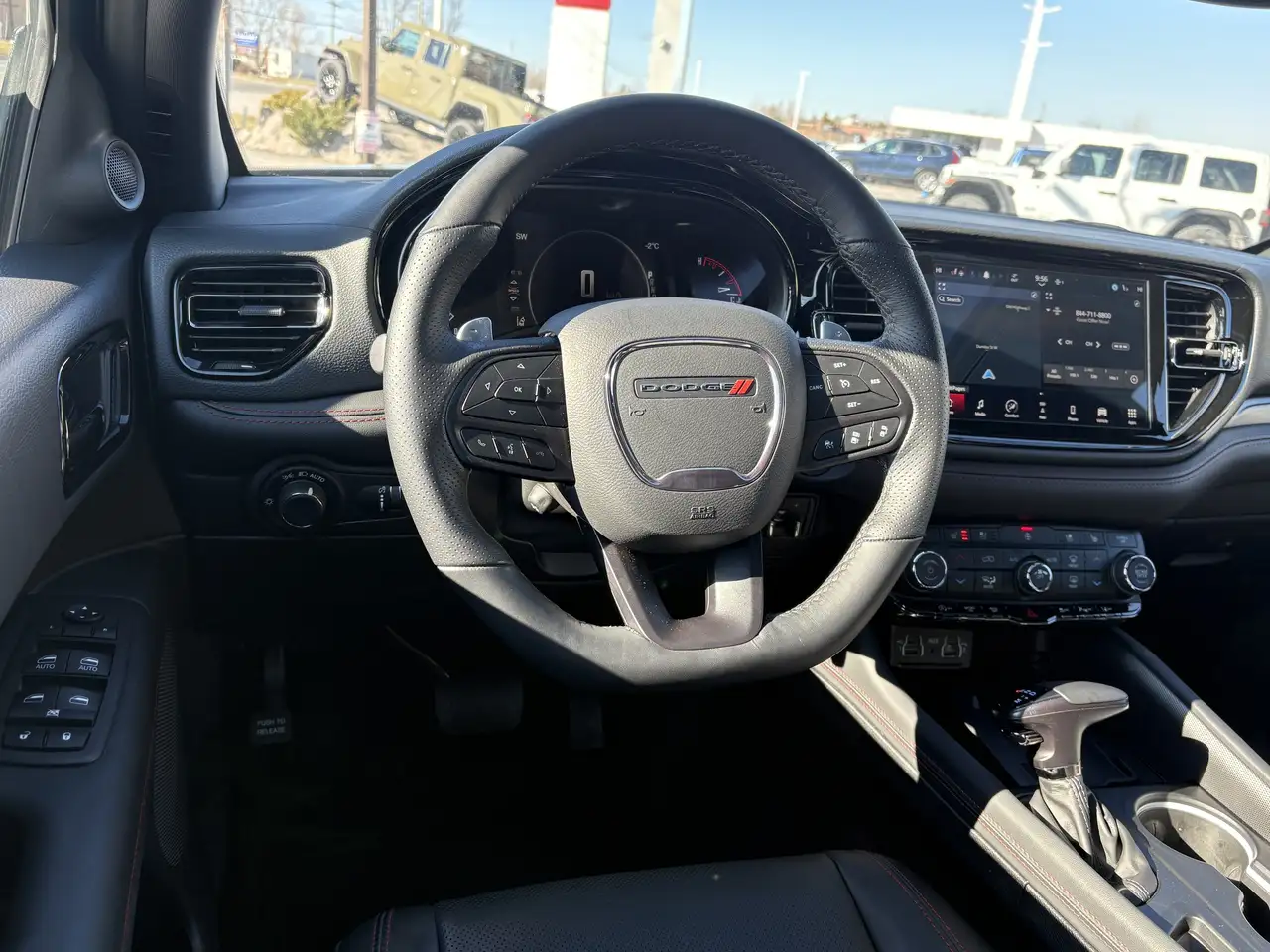 Dodge Durango снимка Dodge Durango